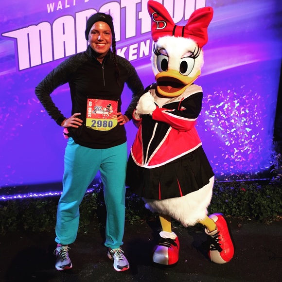 Meet your Posher, Corell - Picture 2 of 5